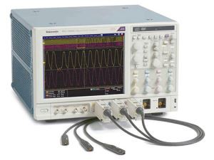 Használt Digitális soros elemző Tektronix DSA 72004 B