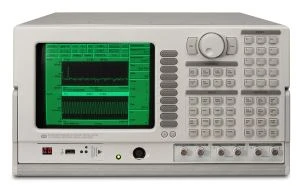 Használt dinamikus jelanalizáló SR780