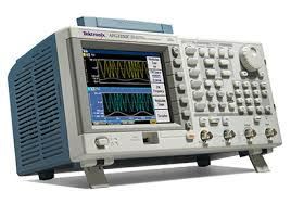 Használt Tektronix AFG3251 funkciógenerátor
