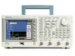 Használt Tektronix AFG3252C funkciógenerátor